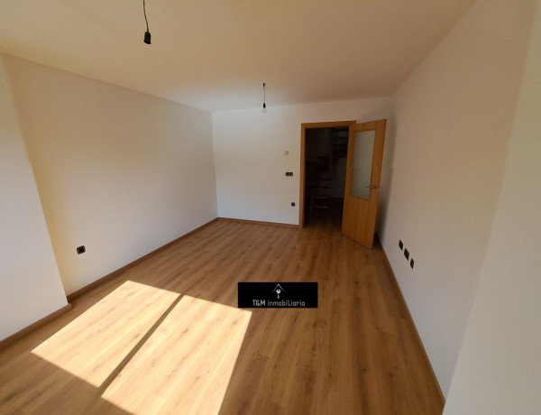 Dúplex en venta en calle Río Navea