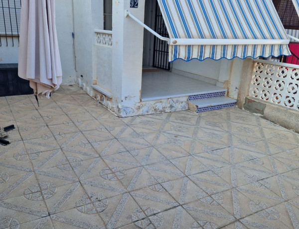 Chalet adosado en venta en avenida Laguna Azul, 92