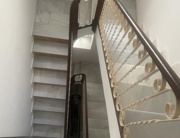 Alquiler de Ático en Mercado