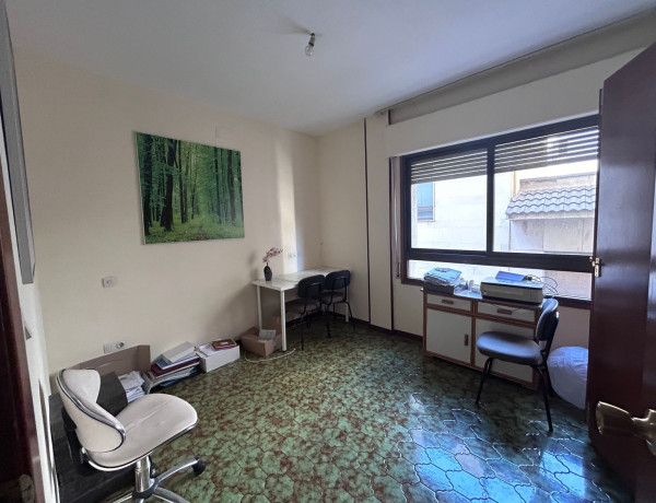 Piso en venta en avenida de César Augusto