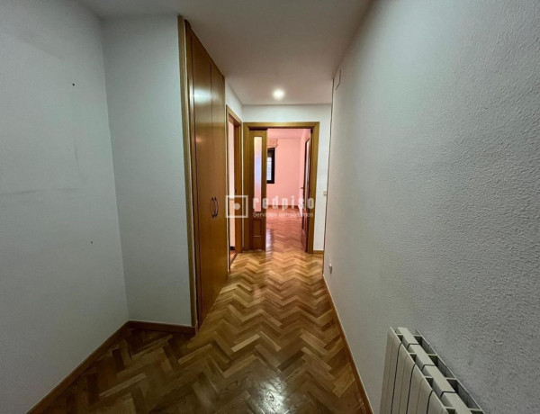 Piso en venta en calle de Miguel Ángel Asturias