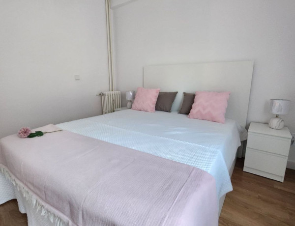 Alquiler de Piso en Urb. Viso, El Viso