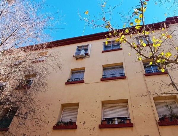 Piso en venta en calle Cerdeña