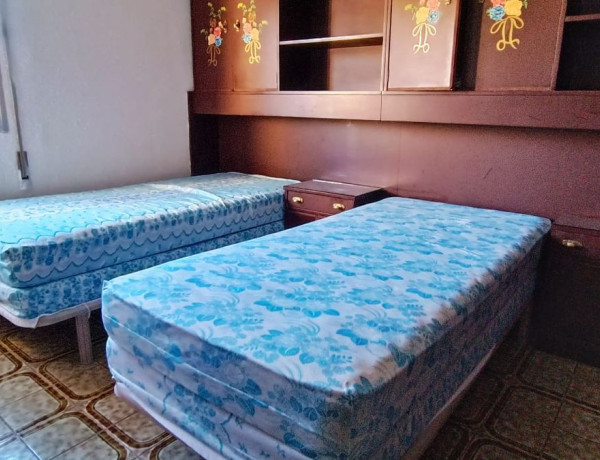 Piso en venta en calle Cerdeña