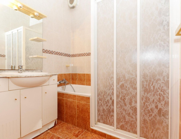 Chalet adosado en venta en Nueva Torrevieja