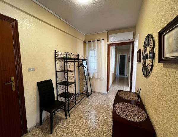 Alquiler de Piso en calle Taquigrafo Martí