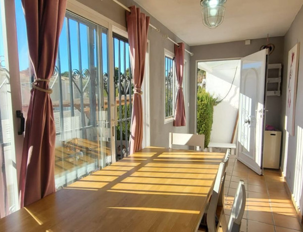 Chalet pareado en venta en mariola