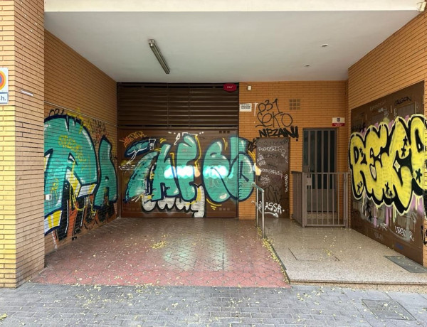 Garaje en venta en Jota