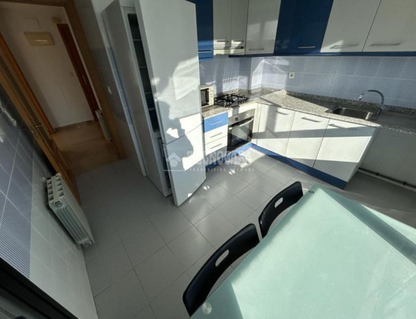 Alquiler de Ático en calle Médico Vicente Reyes, 17