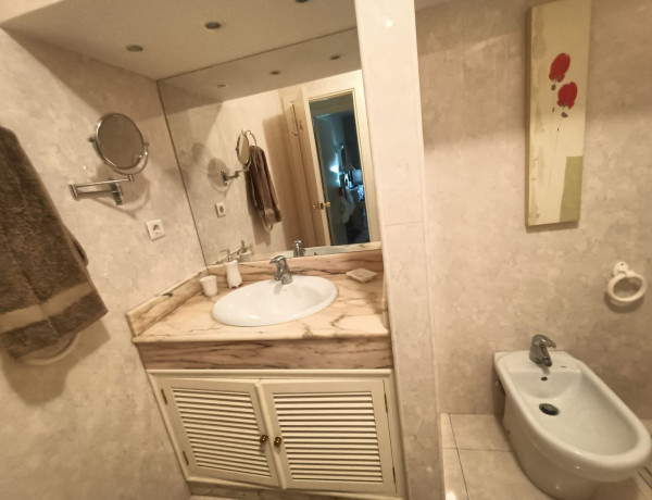 Piso en venta en calle Gregorio Marañón, 4