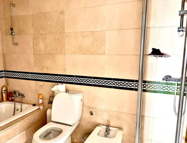 Alquiler de Piso en calle torre estéril, 22