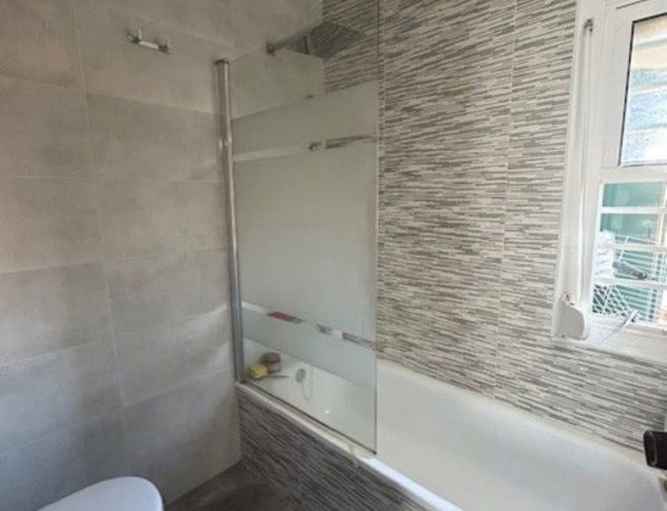 Ático en venta en calle Lira, 11