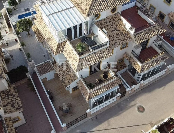 Chalet adosado en venta en calle Cuerda