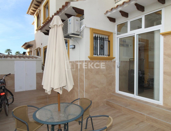 Chalet adosado en venta en calle Cuerda