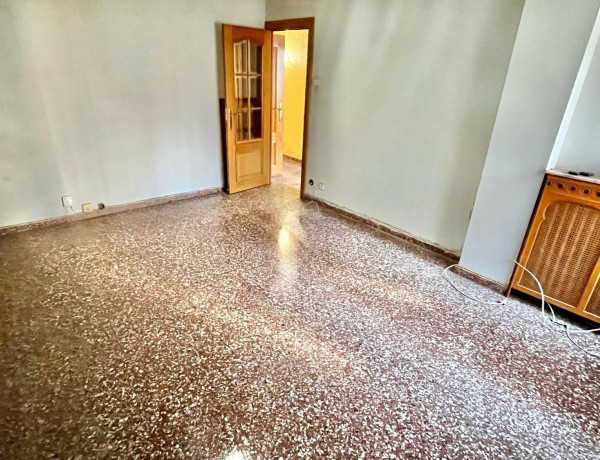 Piso en venta en calle Emilio Castelar