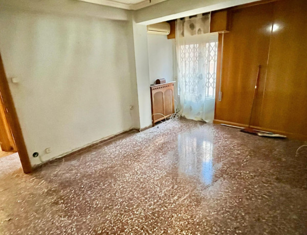 Piso en venta en calle Emilio Castelar