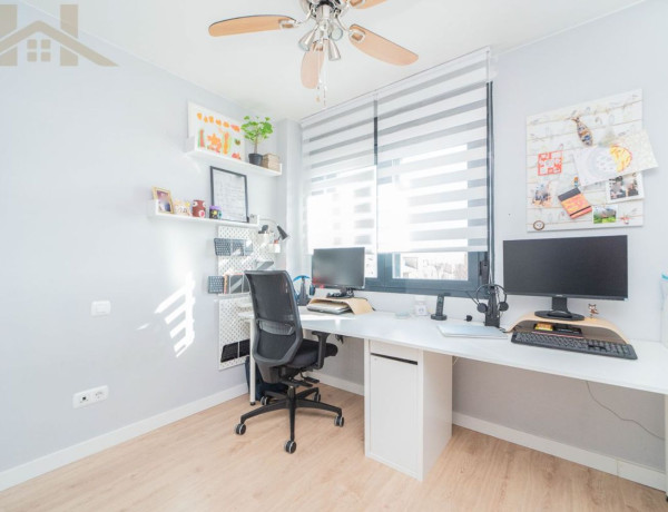 Dúplex en venta en calle de Águilas