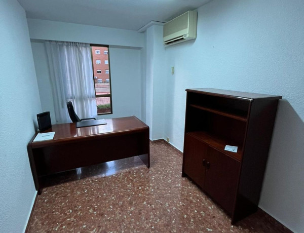 Piso en venta en calle de José María Haro