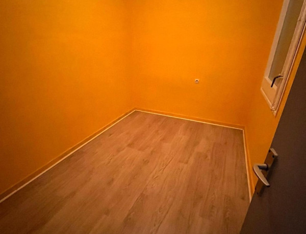 Alquiler de Piso en Bac de roda