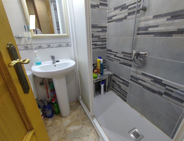 Piso en venta en calle Emilio Sala Hernandez