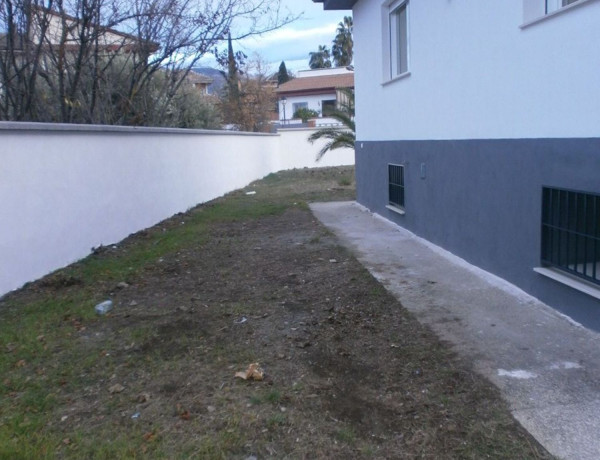 Casa o chalet independiente en venta en Urb. Los Cerezos, Gojar