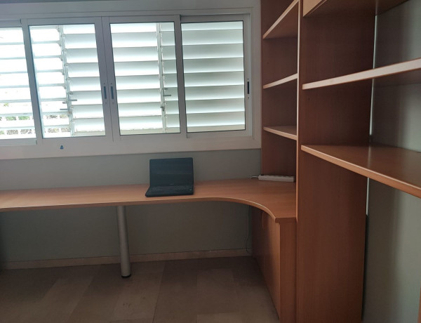 Chalet adosado en venta en Vic