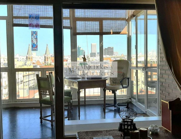 Ático en venta en paseo del General Martínez Campos