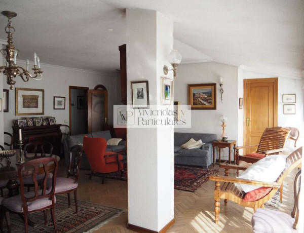 Ático en venta en calle de la Buganvilla