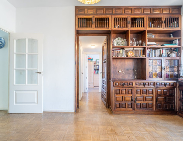 Piso en venta en avenida de Juan Andrés