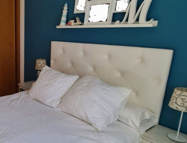 Chalet adosado en venta en calle Carmen Martin Gaite, 19