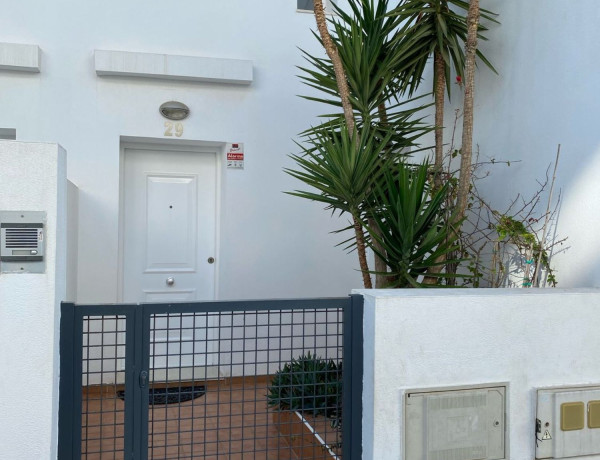 Chalet adosado en venta en calle Carmen Martin Gaite, 19