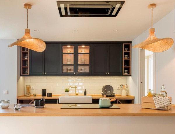 Piso en venta en paseo San Francisco de Sales, 23