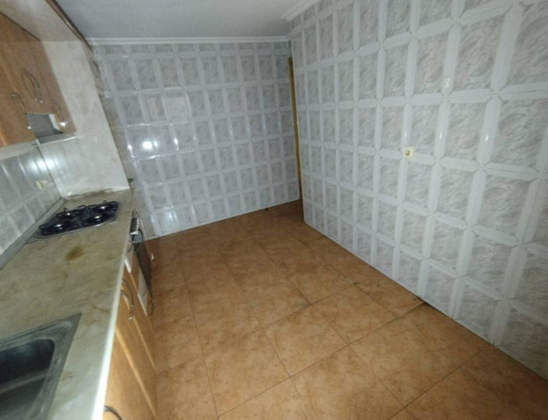 Piso en venta en calle Río Espinaredo