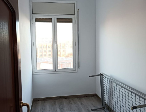 Alquiler de Piso en calle del Paraguai, 27