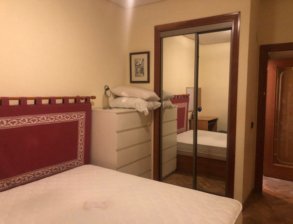 Piso en venta en travesía del Conde Duque, 19