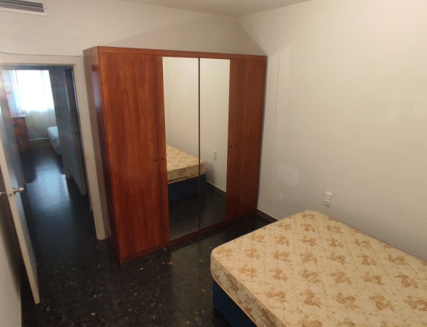 Alquiler de Piso en calle de Can Bruixa, 42