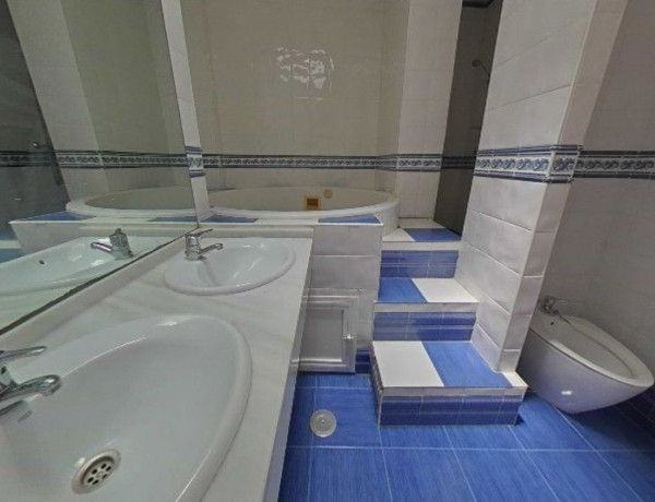 Casa o chalet independiente en venta en calle Goyeneta