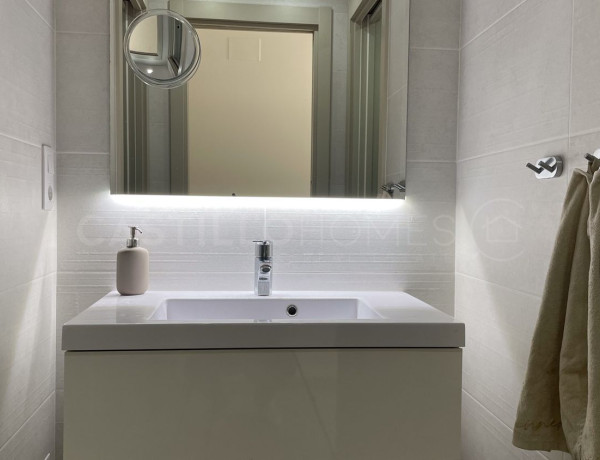 Ático en venta en calle Pablo Picasso, 3