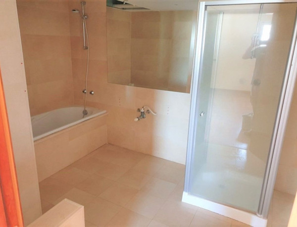 Piso en venta en calle del Vespre