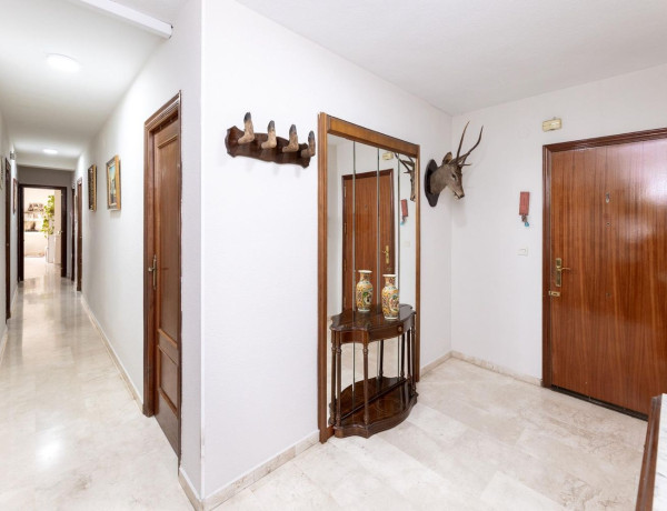 Piso en venta en cuesta del Realejo