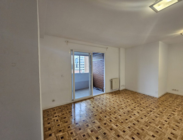 Alquiler de Piso en calle de la Condesa de Venadito