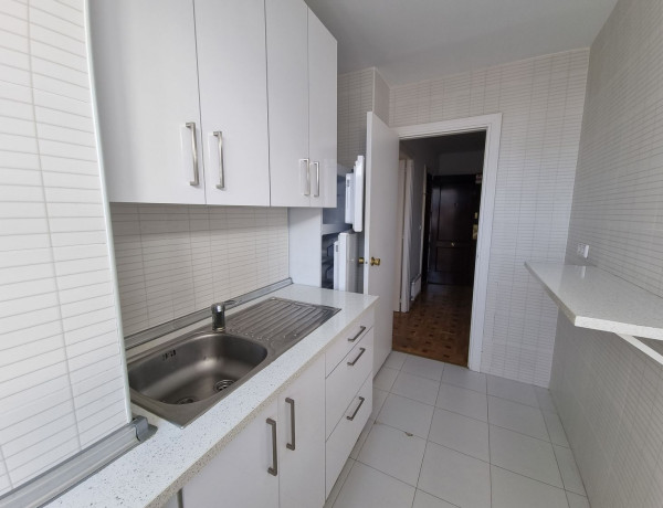 Alquiler de Piso en calle de la Condesa de Venadito