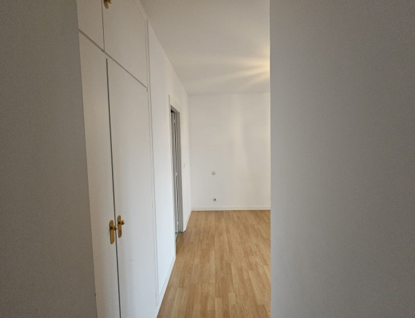 Alquiler de Piso en calle de la Condesa de Venadito