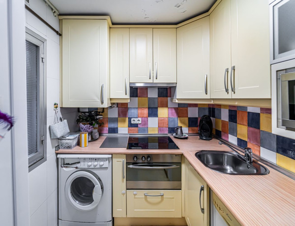 Piso en venta en avenida del Doctor García Tapia