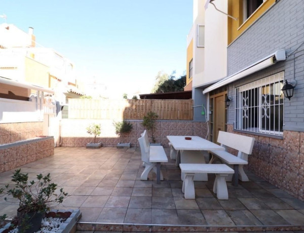 Chalet adosado en venta en avenida de Londres