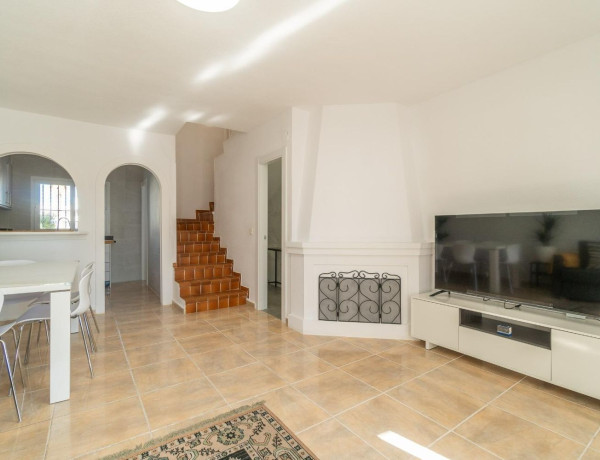 Alquiler de Chalet adosado en Villamartín-Las Filipinas