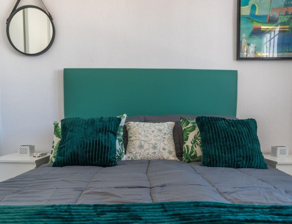 Alquiler de Chalet adosado en Villamartín-Las Filipinas