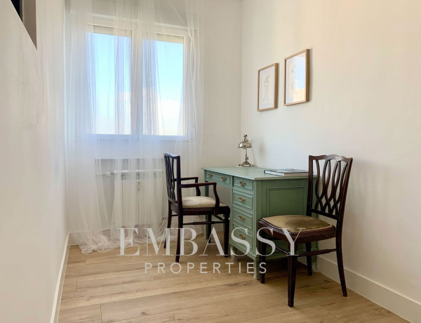 Alquiler de Piso en calle de Agastia