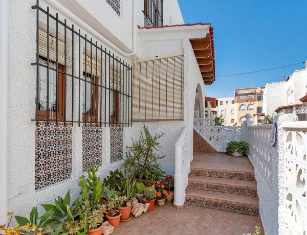 Chalet adosado en venta en Gaspar Perrelló