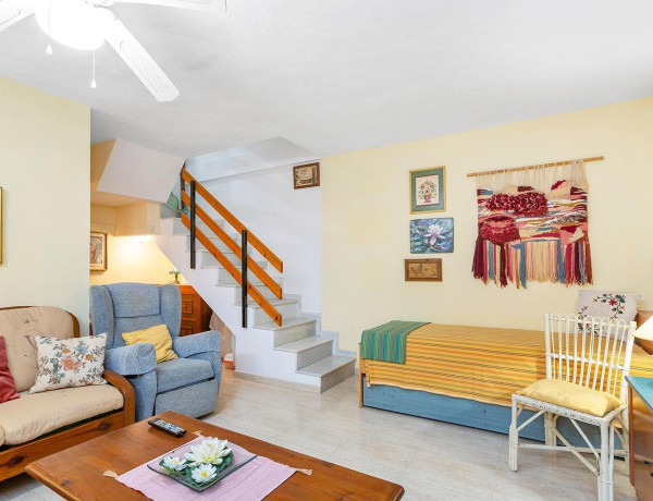 Chalet adosado en venta en Gaspar Perrelló